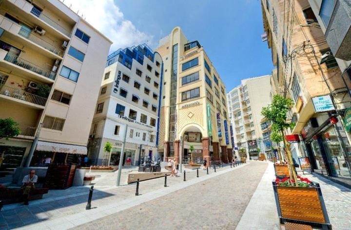 Modern 2 Bedroom Maisonette In Central Sliema Exterior foto